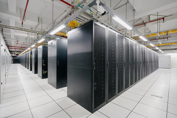 百万数据服务器 定义、数据处理与存储支持服务详解